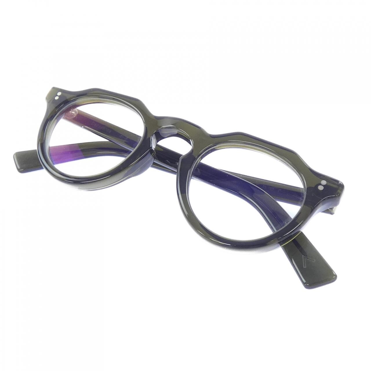 CORNER DECADENCE EYEWEAR