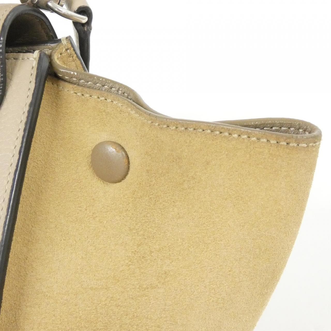 セリーヌ スモール トラペーズ 174683MDB バッグ