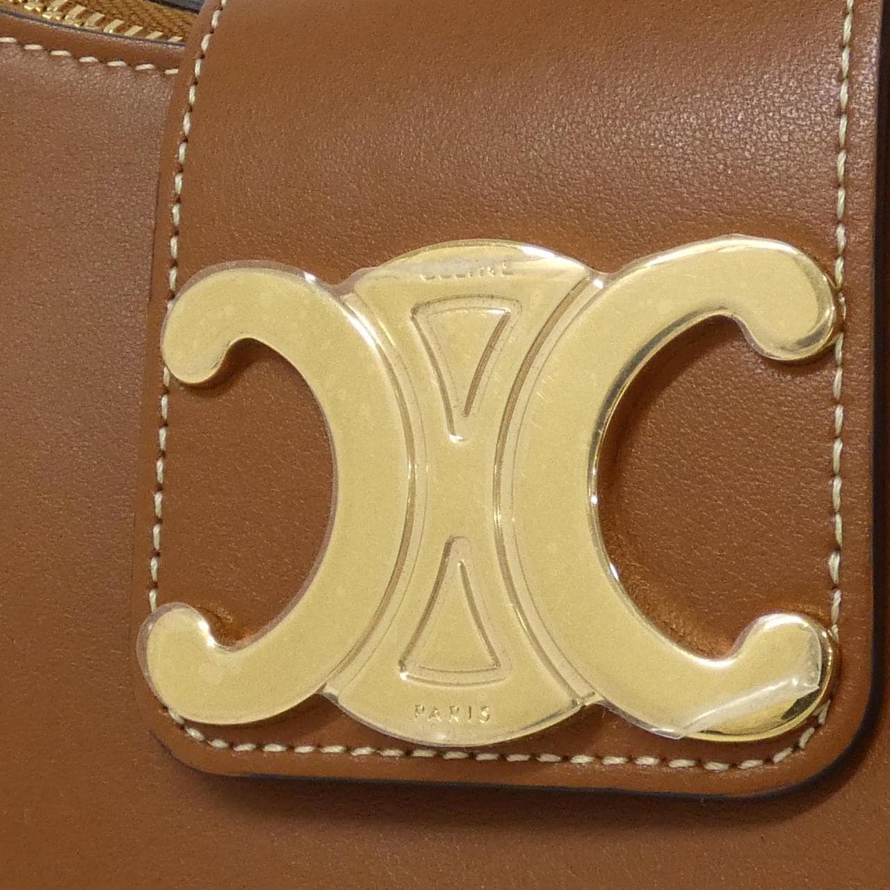 【新品】セリーヌ ミディアム アヴァ 114493DGQ ショルダーバッグ