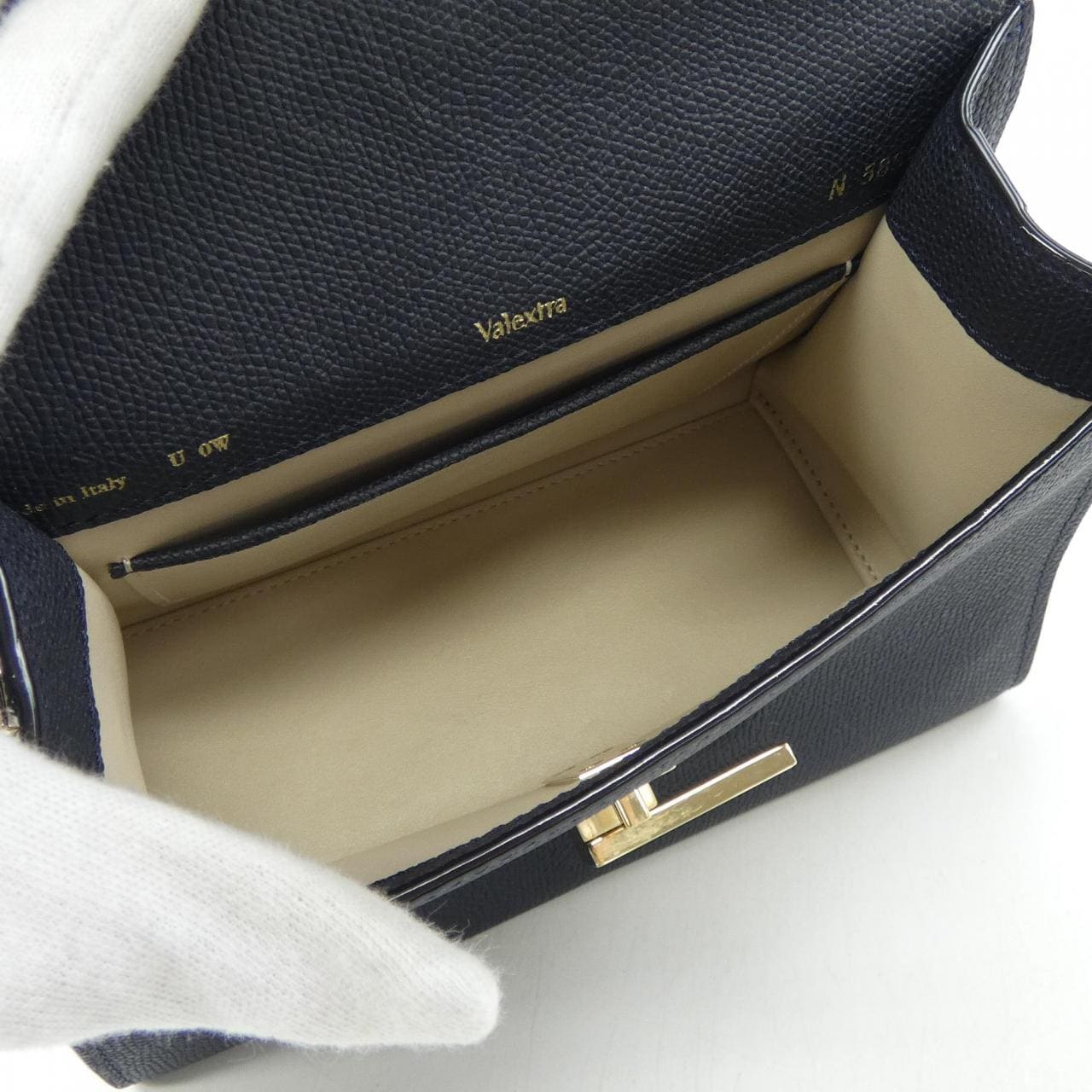 ヴァレクストラ VALEXTRA イジィデ ISIDE WBES0036028LOC99 BAG