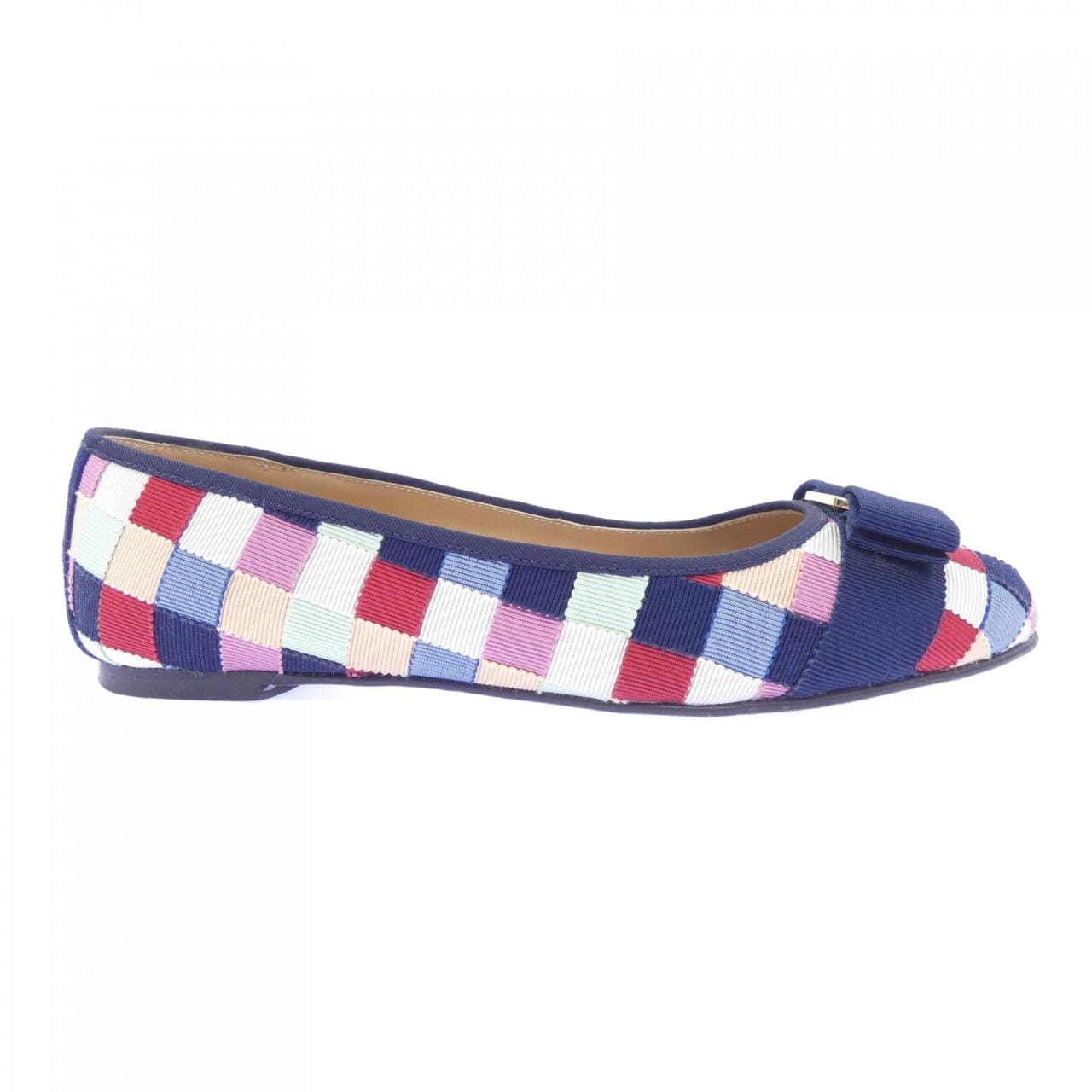 サルヴァトーレフェラガモ SALVATORE FERRAGAMO フラットシューズ