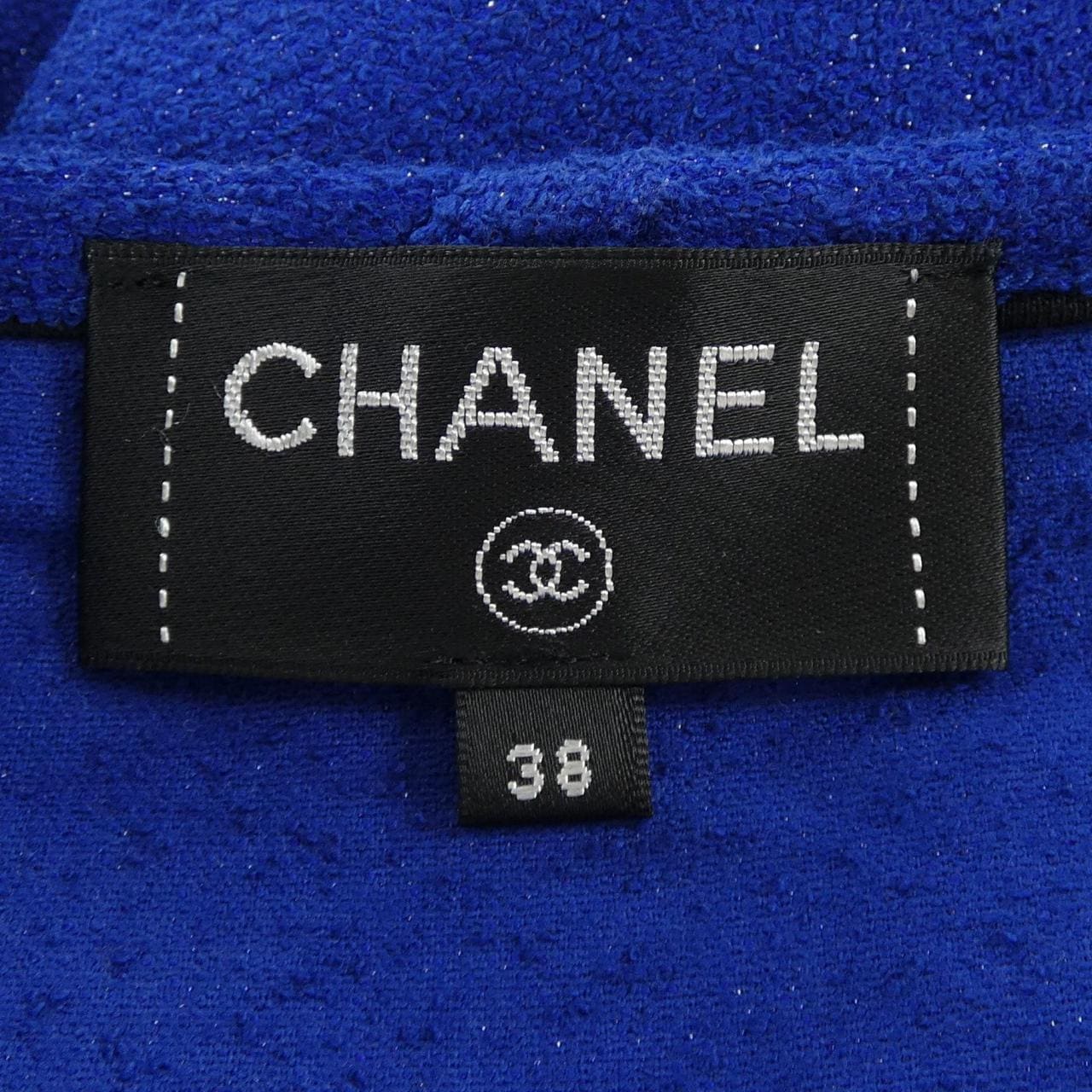 シャネル CHANEL LA PAUSA P60455V38022 Tシャツ
