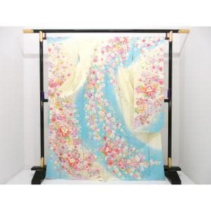 振袖　友禅金彩加工　刺繍入りボカシ染