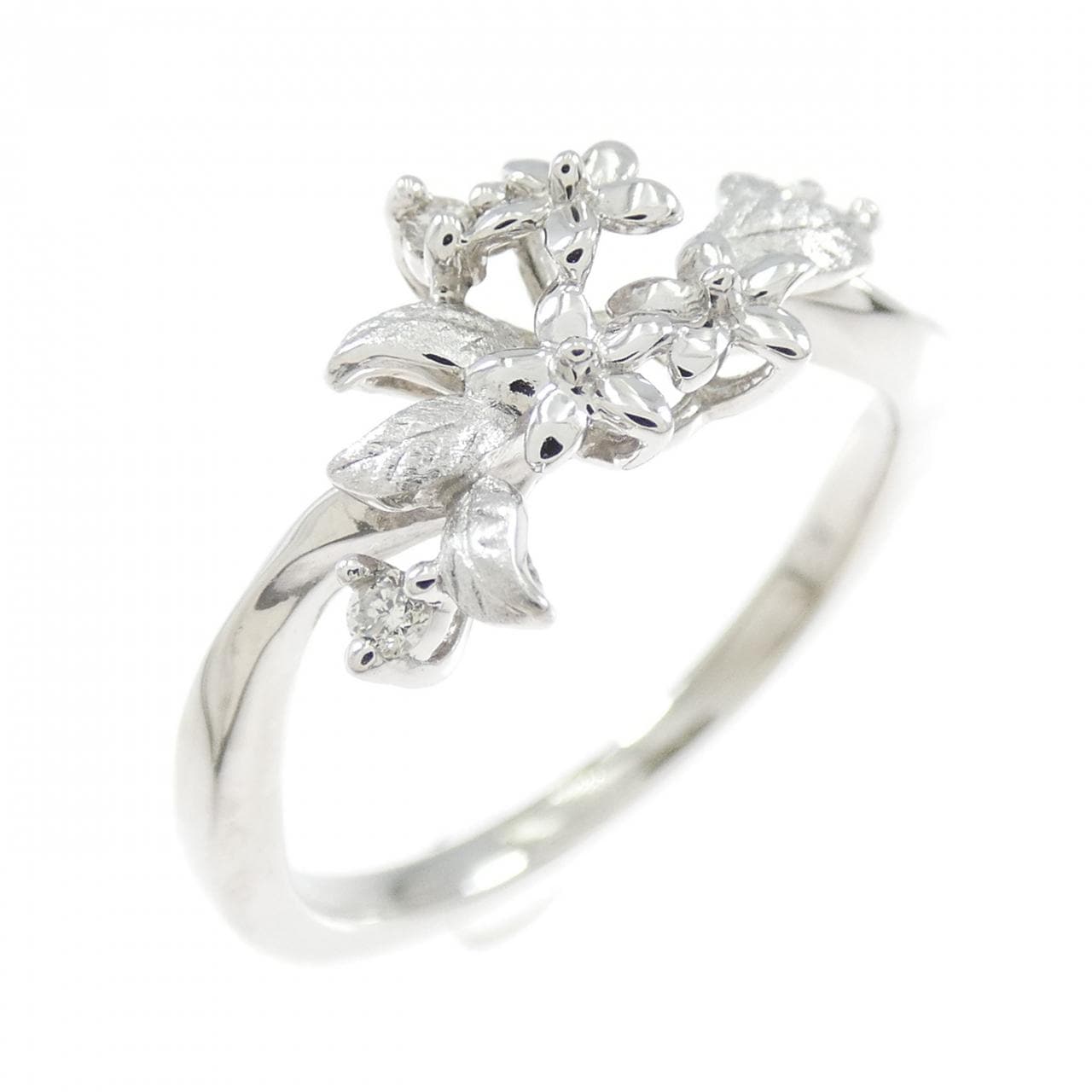 純PT フラワー ダイヤモンド リング 0.04CT