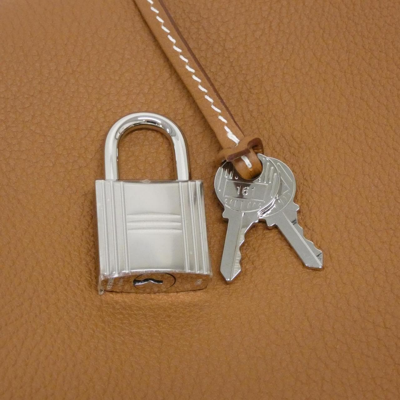 【未使用品】エルメス アッカド PM 083589CK ショルダーバッグ