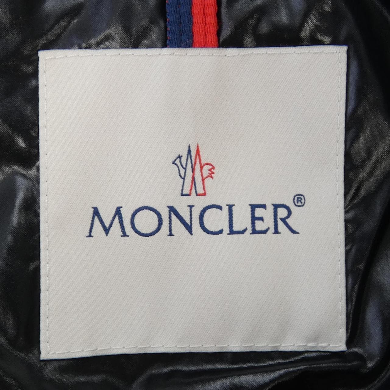 モンクレール MONCLER ダウンジャケット