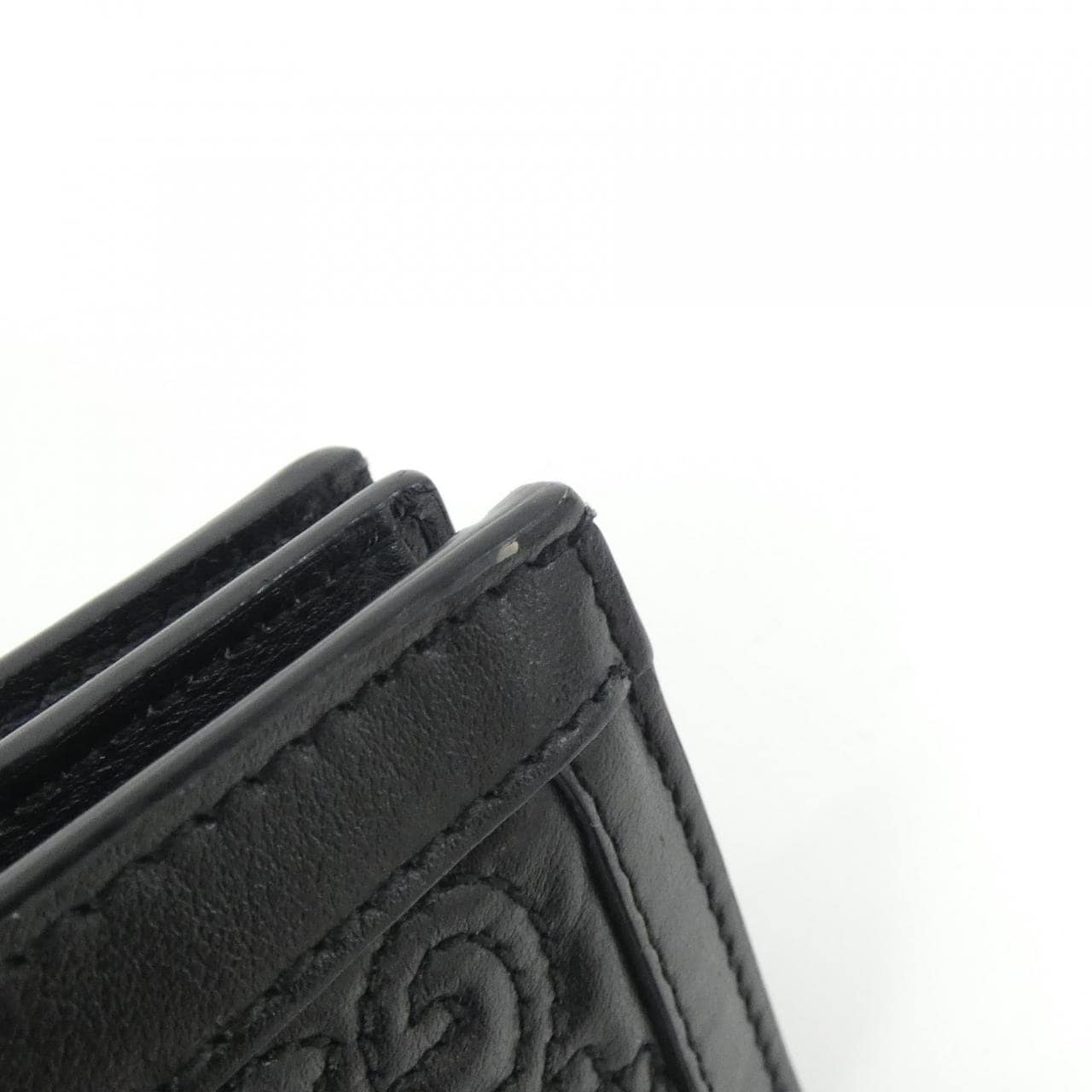 グッチ 723786 UM8IG 財布