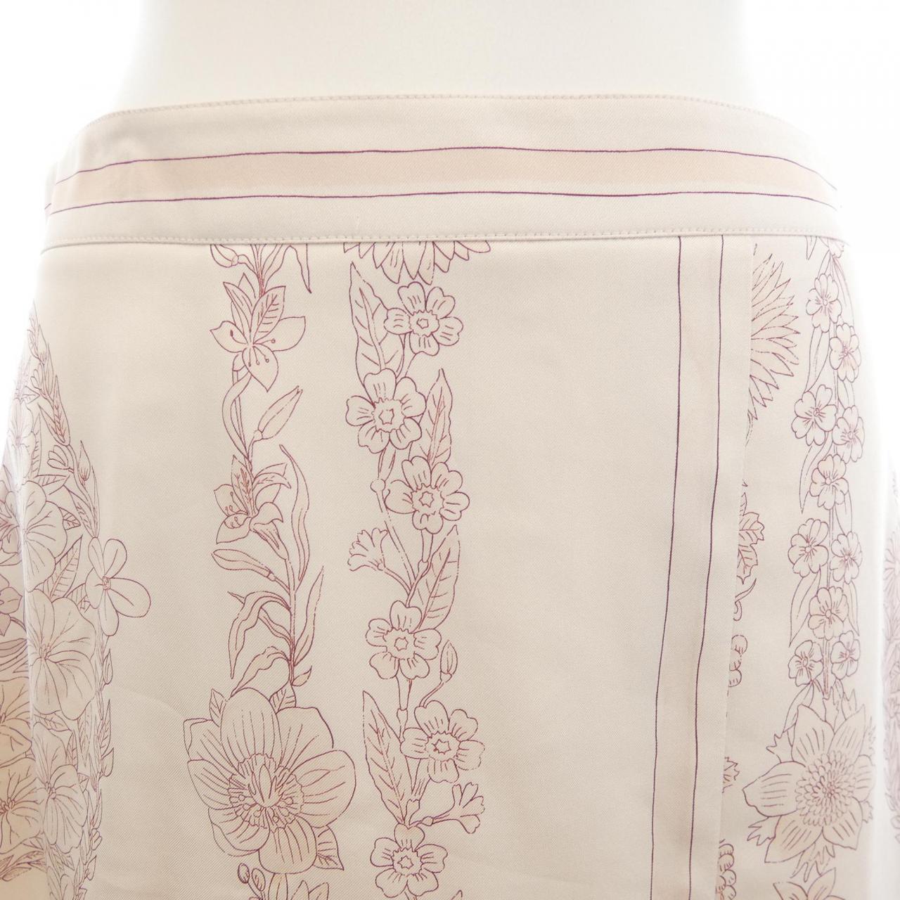 エルメス HERMES BRIDES DE GALA EN FLEURS ESQUISSE 5E0337D1 スカート