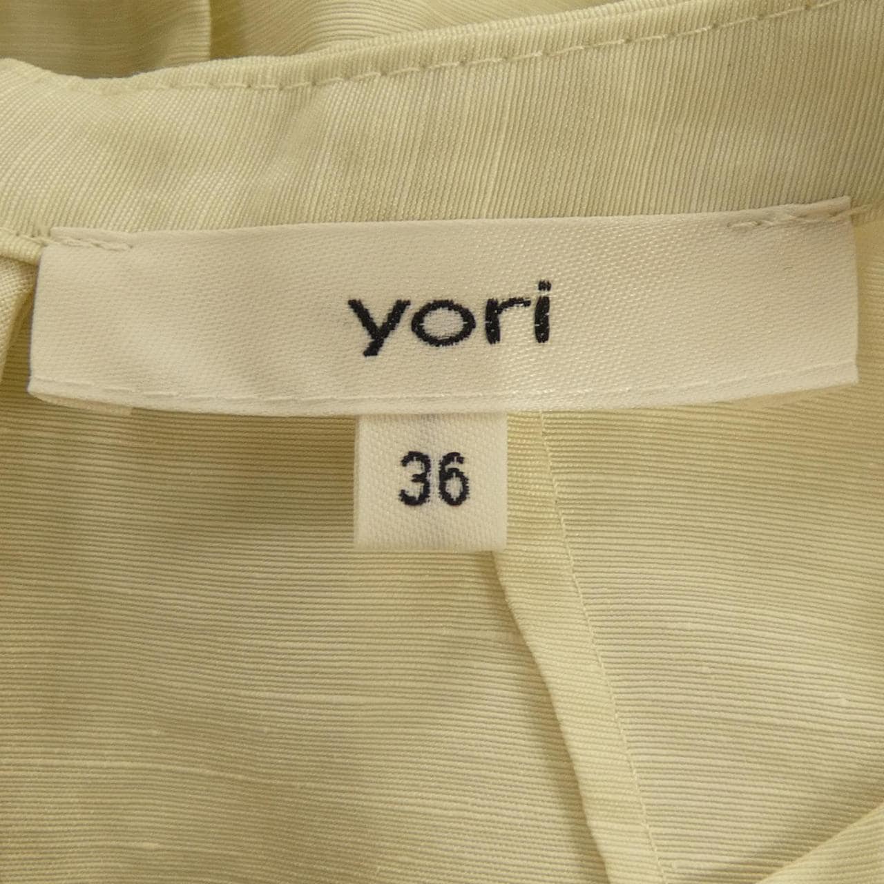 ヨリ yori トップス