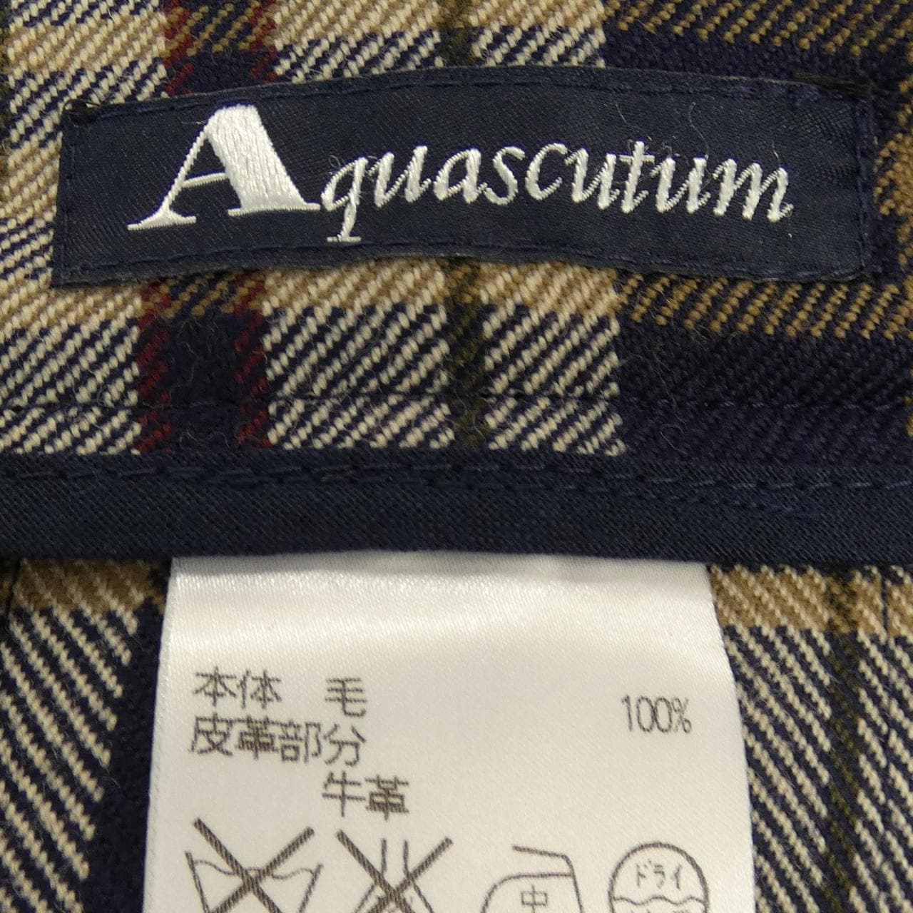 アクアスキュータム Aquascutum スカート