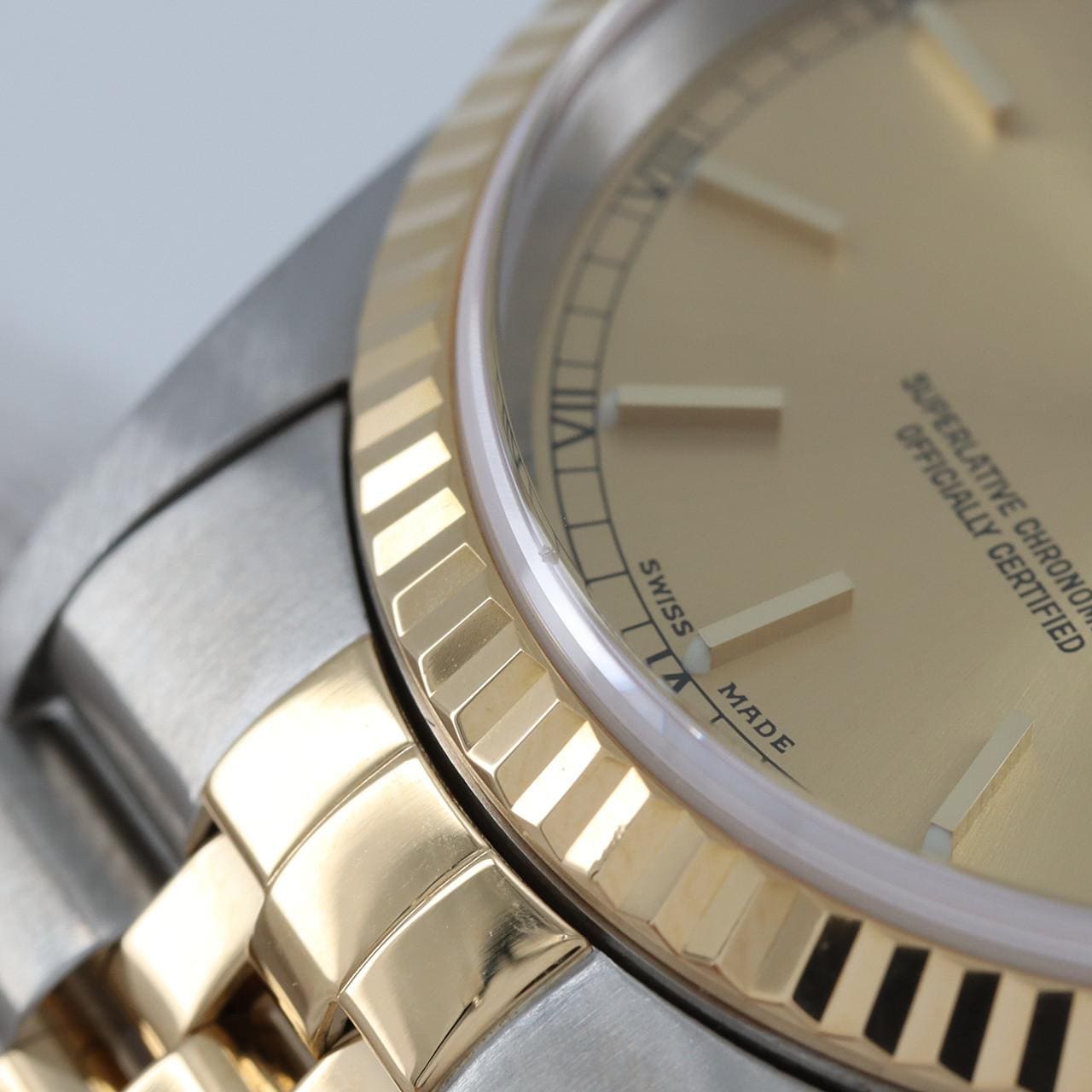 ROLEX Datejust 16233 SSxYG Automatic P number