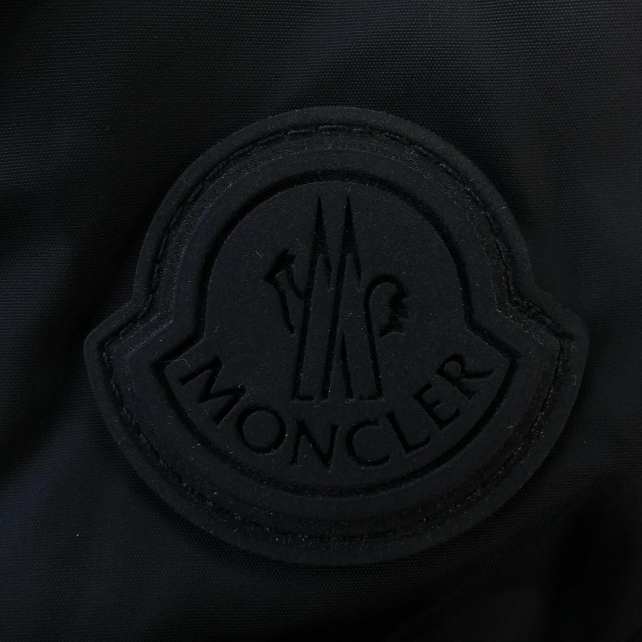 MONCLER蒙克勒羽绒服