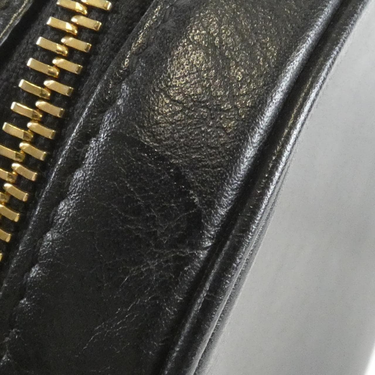 セリーヌ C チャーム ミディアム 188353BFH ショルダーバッグ