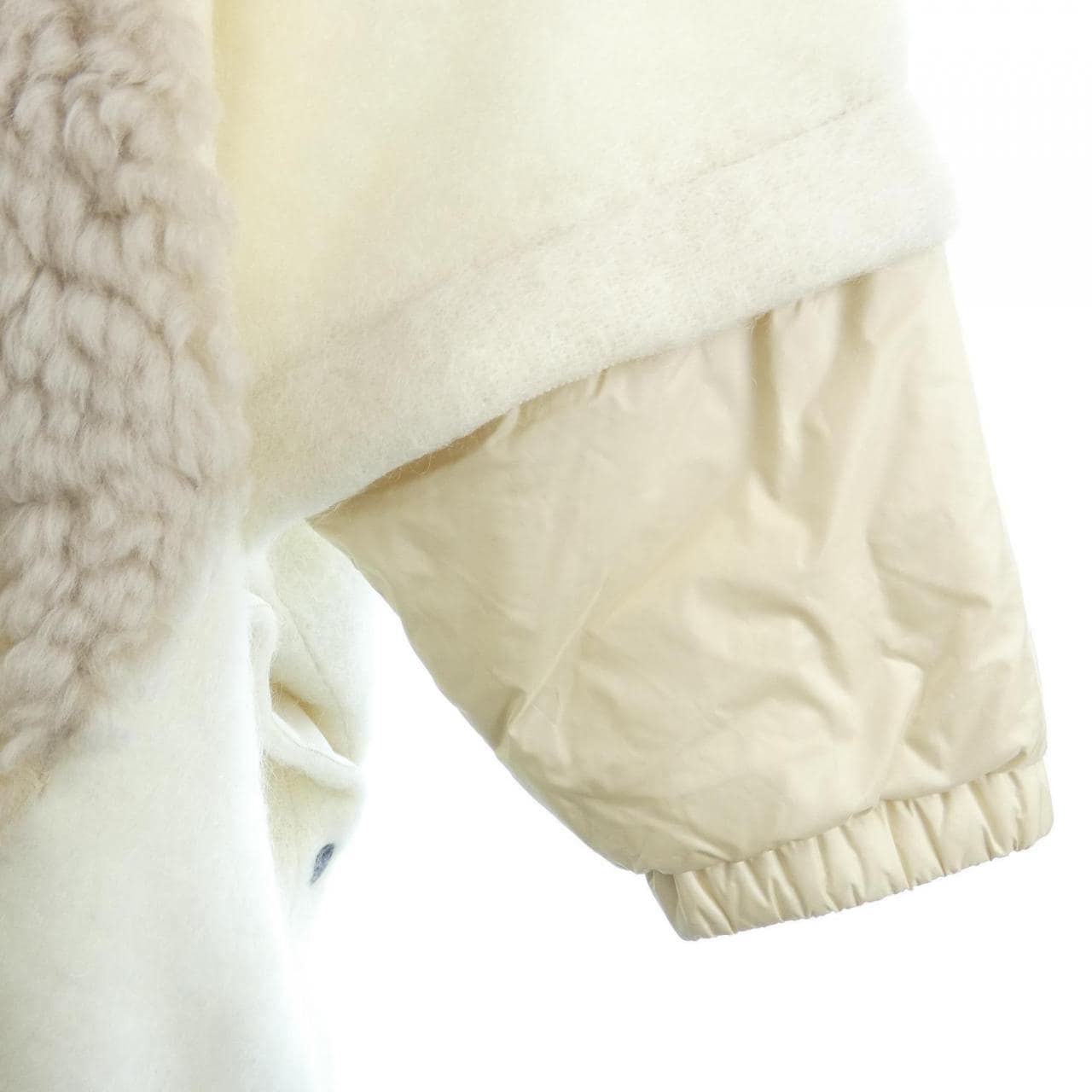 モンクレールグルノーブル MONCLER GRENOBLE 20983G00004 ダウンジャケット