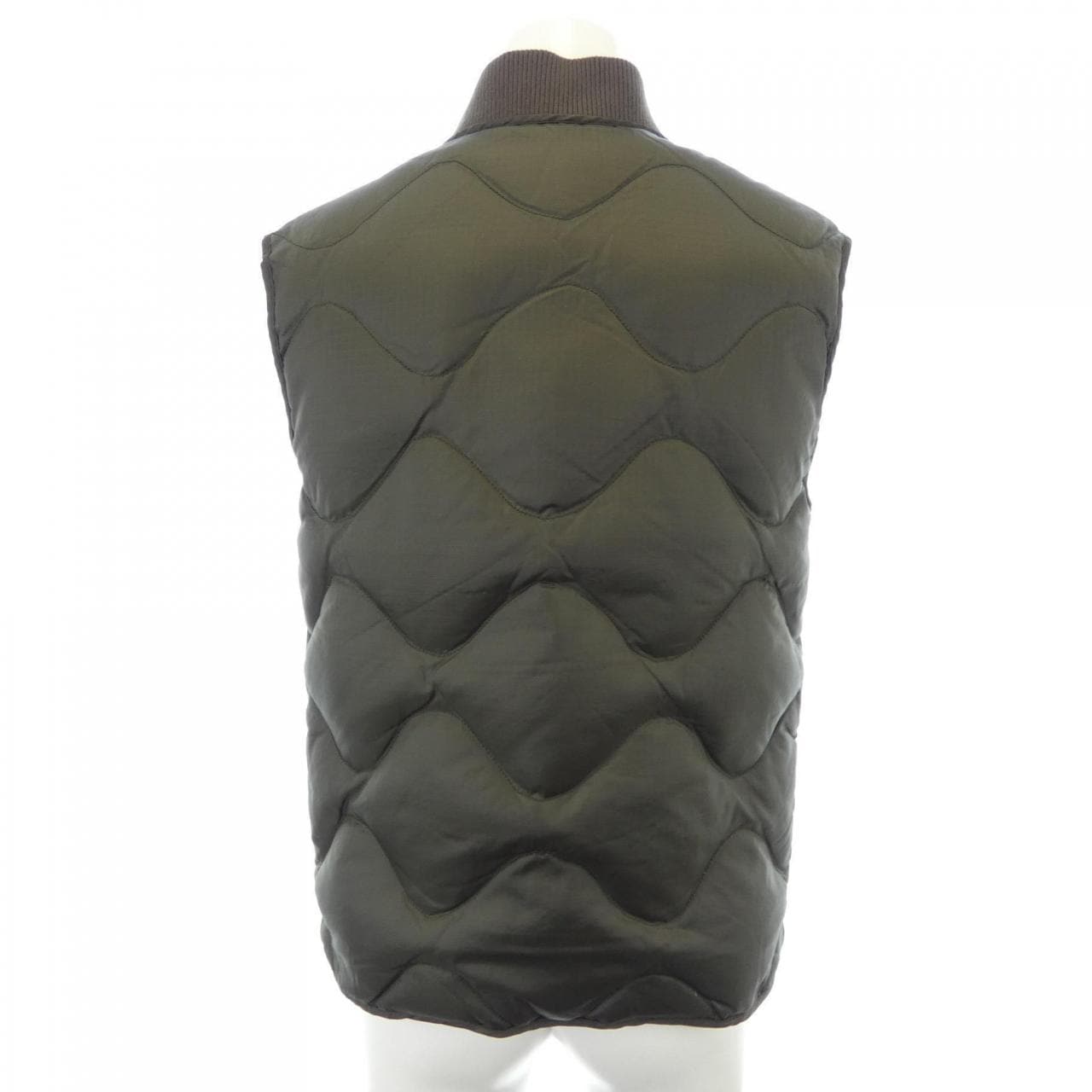 メゾンキツネ MAISON KITSUNE KML-0751-B ダウンベスト