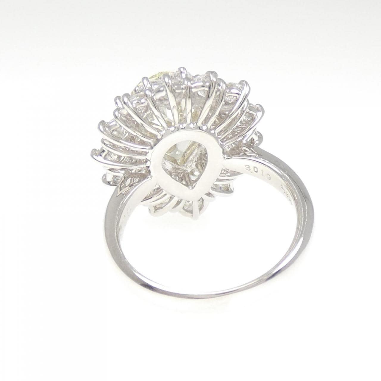 PT900 ダイヤモンド リング 3.019CT LY VS1 ペアシェイプ