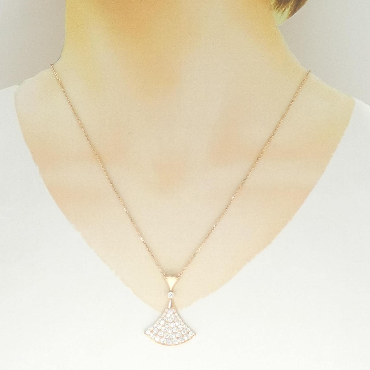 ブルガリ ディーヴァ ドリーム ネックレス