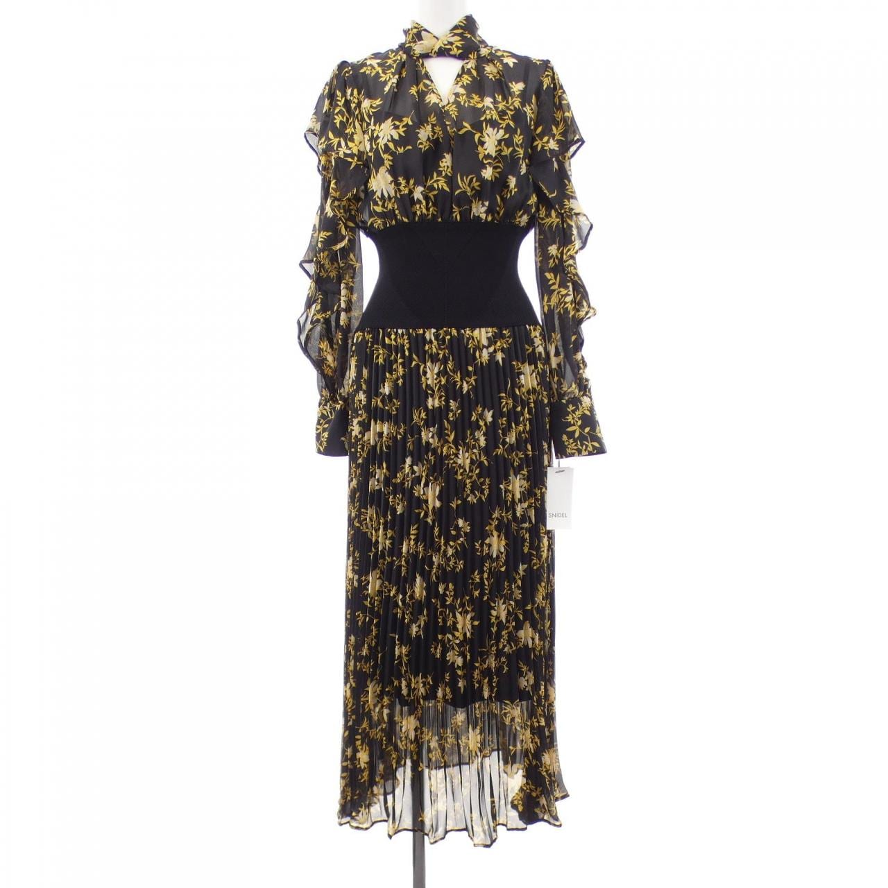 スナイデル Snidel SWFO234016 ワンピース