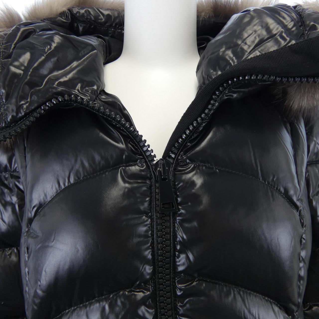 モンクレール MONCLER ALBIZIA ダウンコート