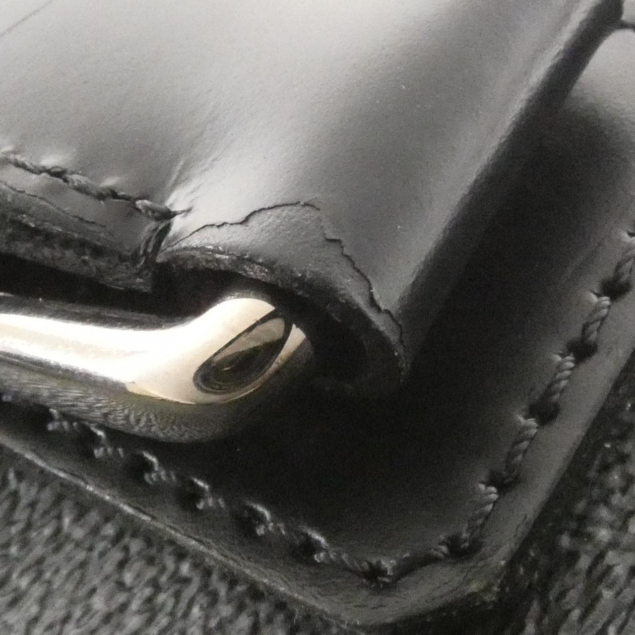 ルイヴィトン ダミエ グラフィット トマス N58028 ショルダーバッグ