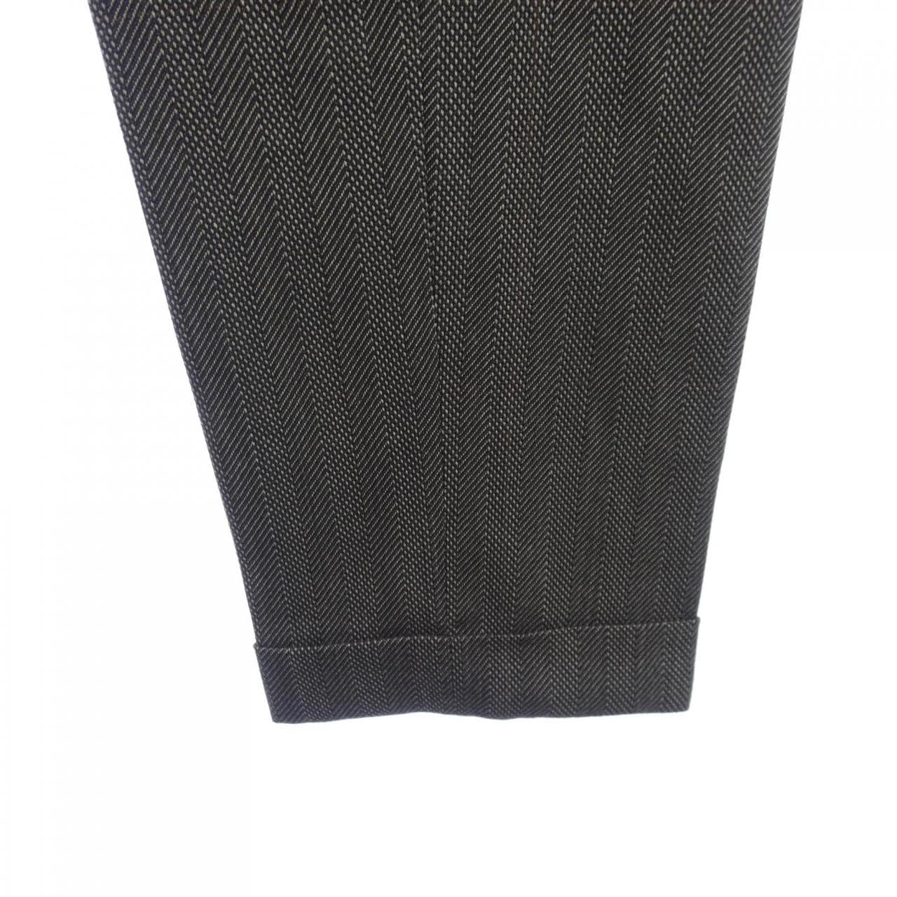 LUCA GRASSIA スーツ