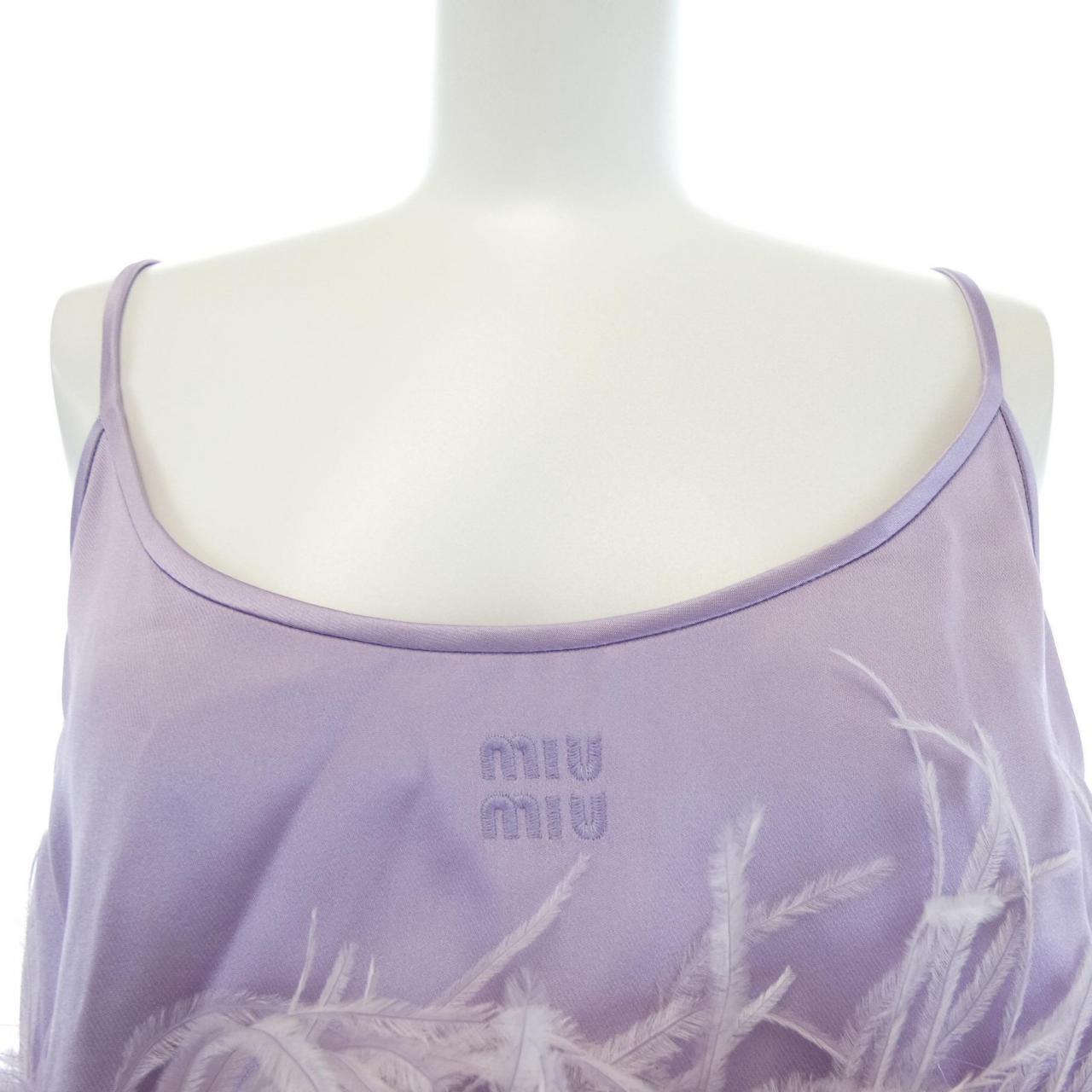 ミュウミュウ MIU MIU MT1946 SOOO 137R トップス