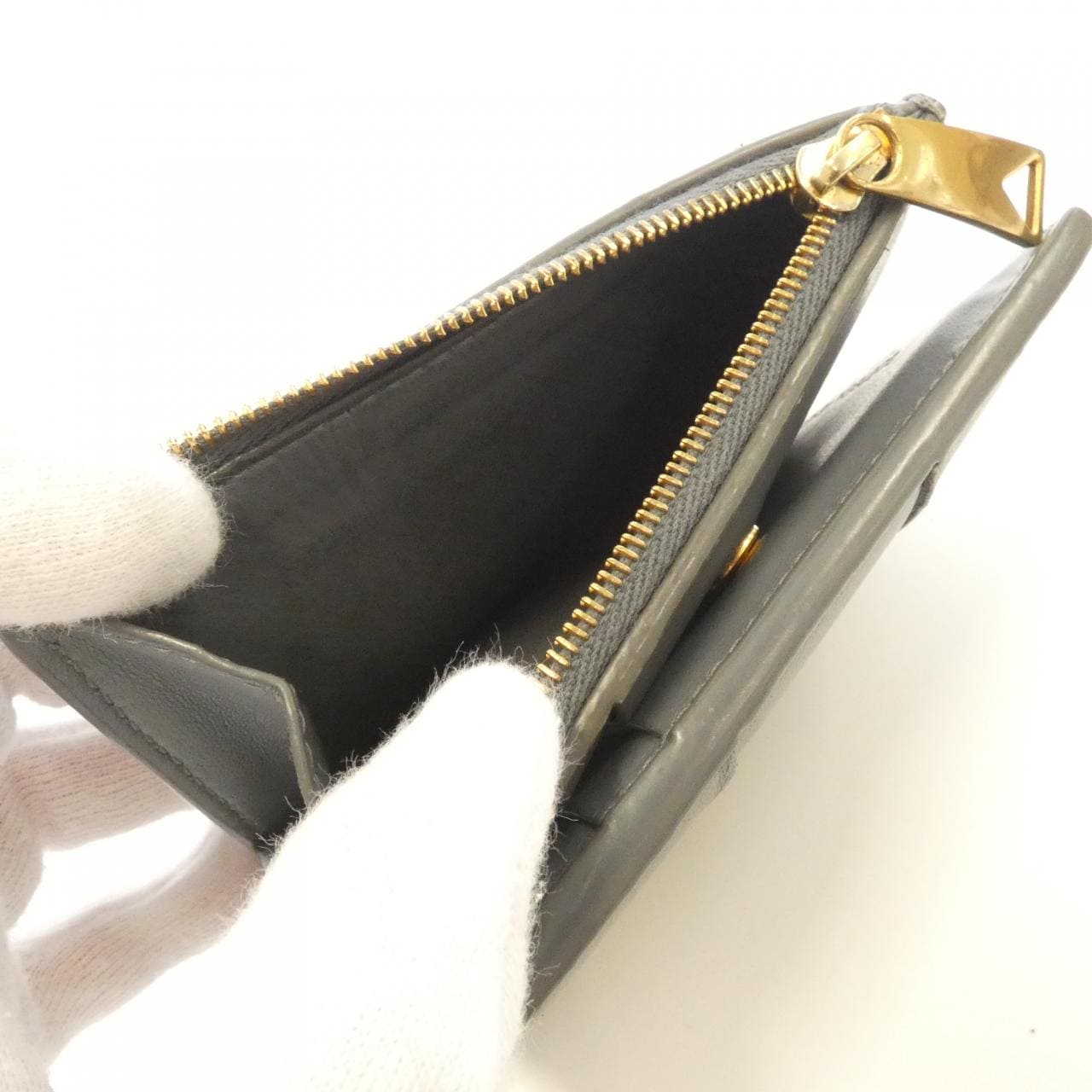 ボッテガヴェネタ 706010 VCQC4 財布