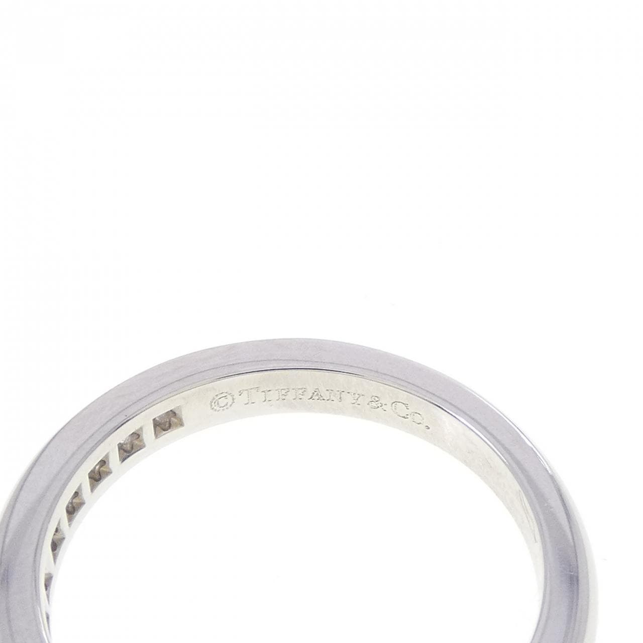 ティファニー ハーフサークル チャネルセッティング リング