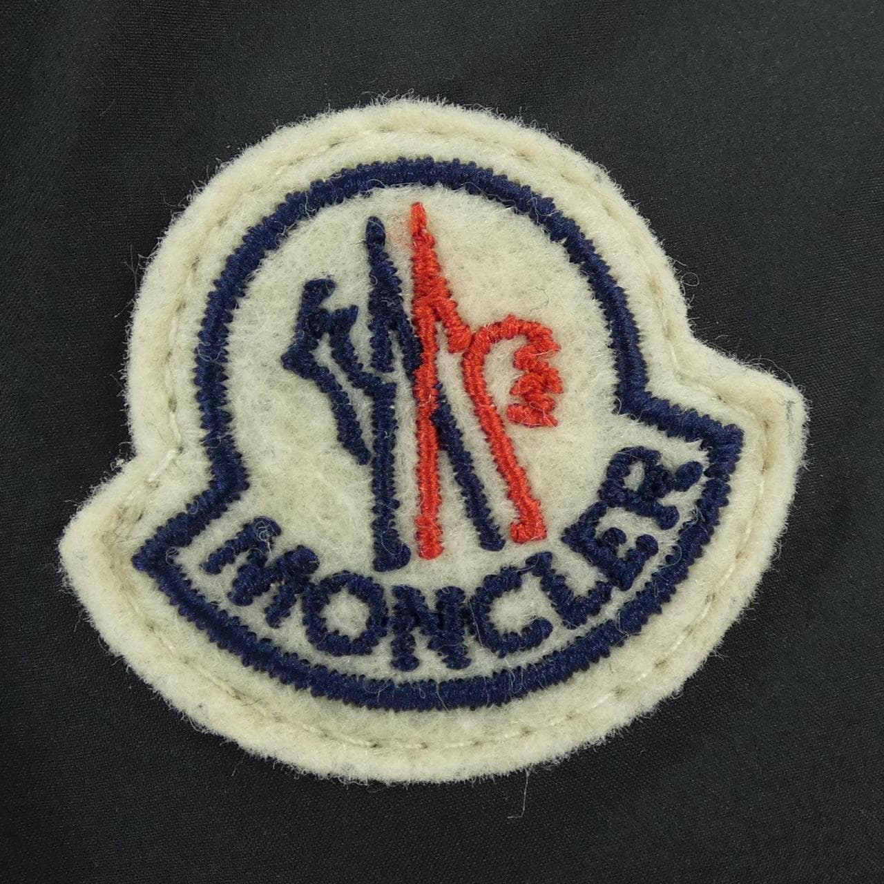 モンクレール MONCLER CARDAMINE ダウンベスト