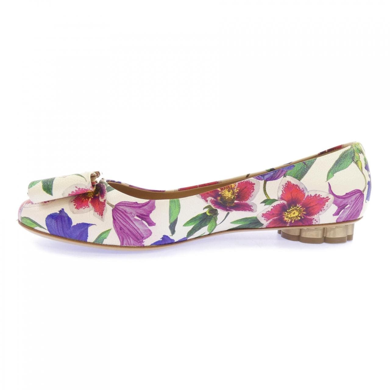 フェラガモ FERRAGAMO フラットシューズ