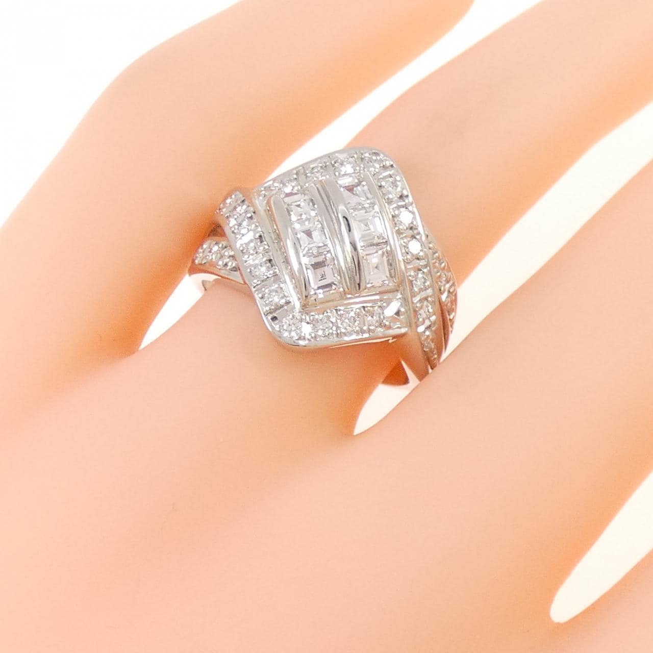 PT900 ダイヤモンド リング 0.68CT