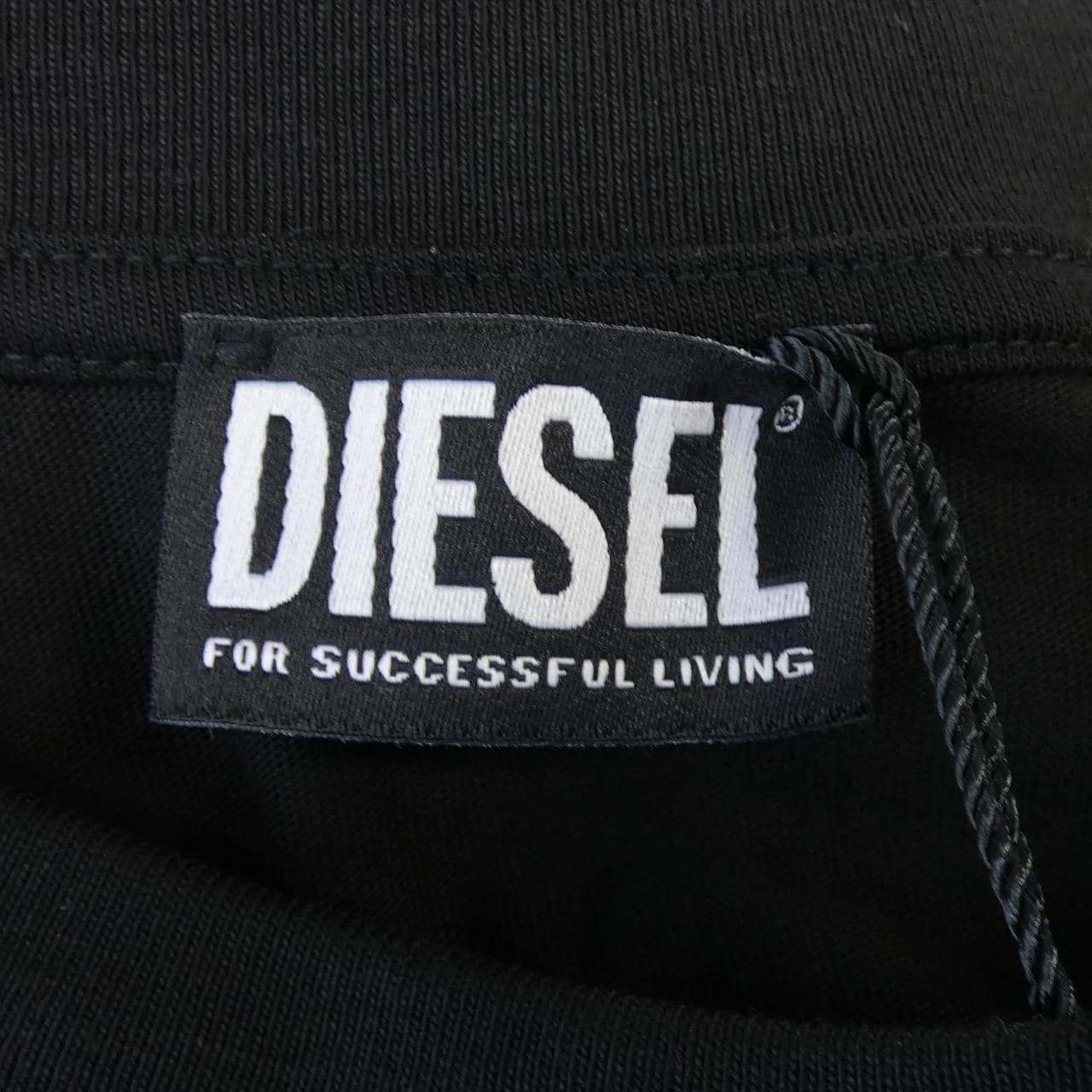 ディーゼル DIESEL Tシャツ