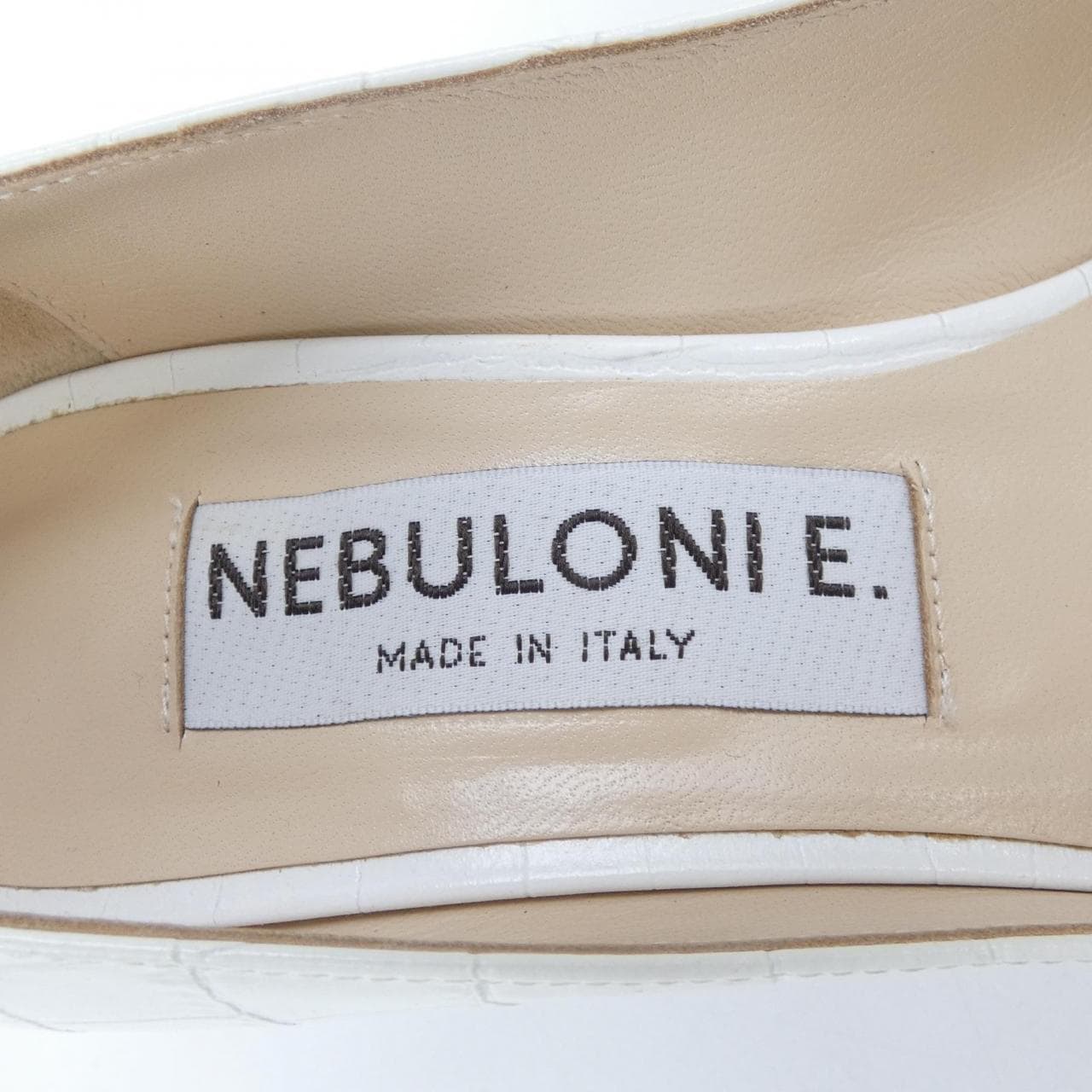 ヌブローニ NEBULONI E. パンプス