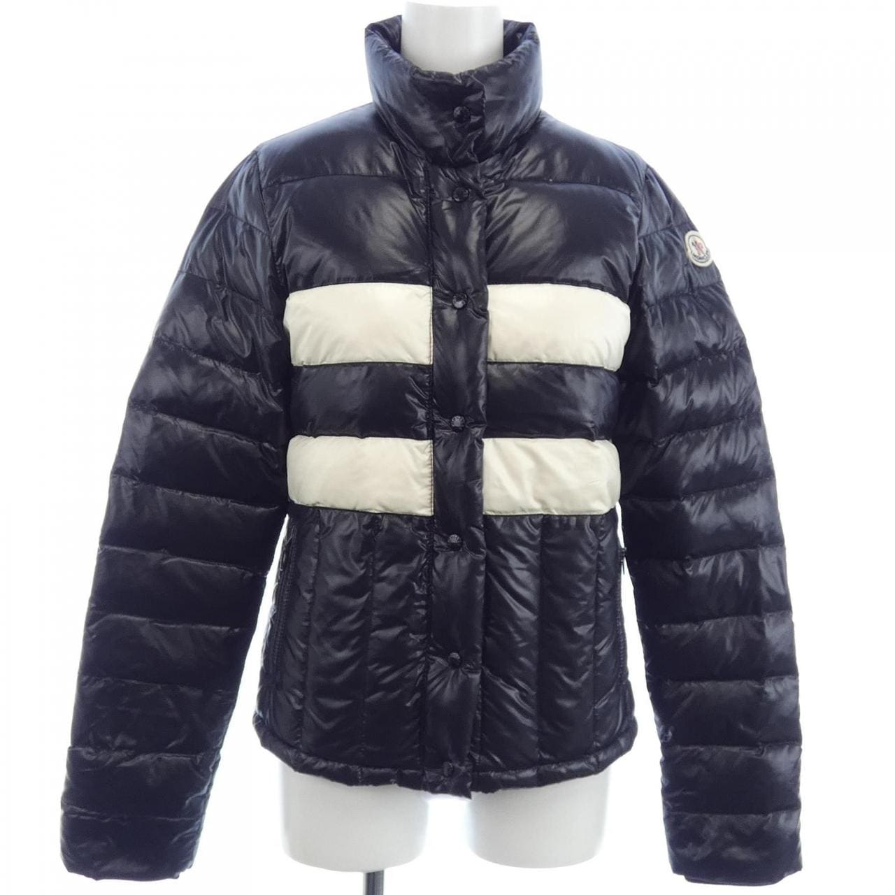 モンクレール MONCLER ダウンジャケット