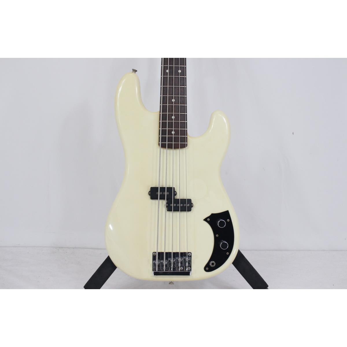 ＦＥＮＤＥＲ　ＪＡＰＡＮ　　ＰＢ－１３０ＭＤ５
