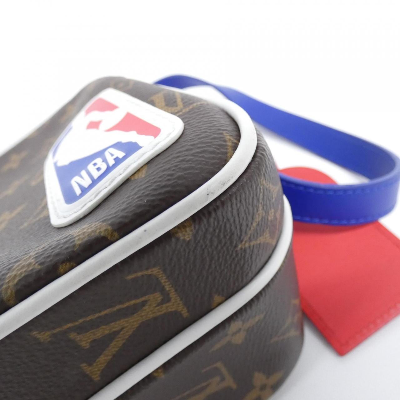 ルイヴィトン モノグラム(LVxNBA) ナイル メッセンジャー M45584 ショルダーバッグ