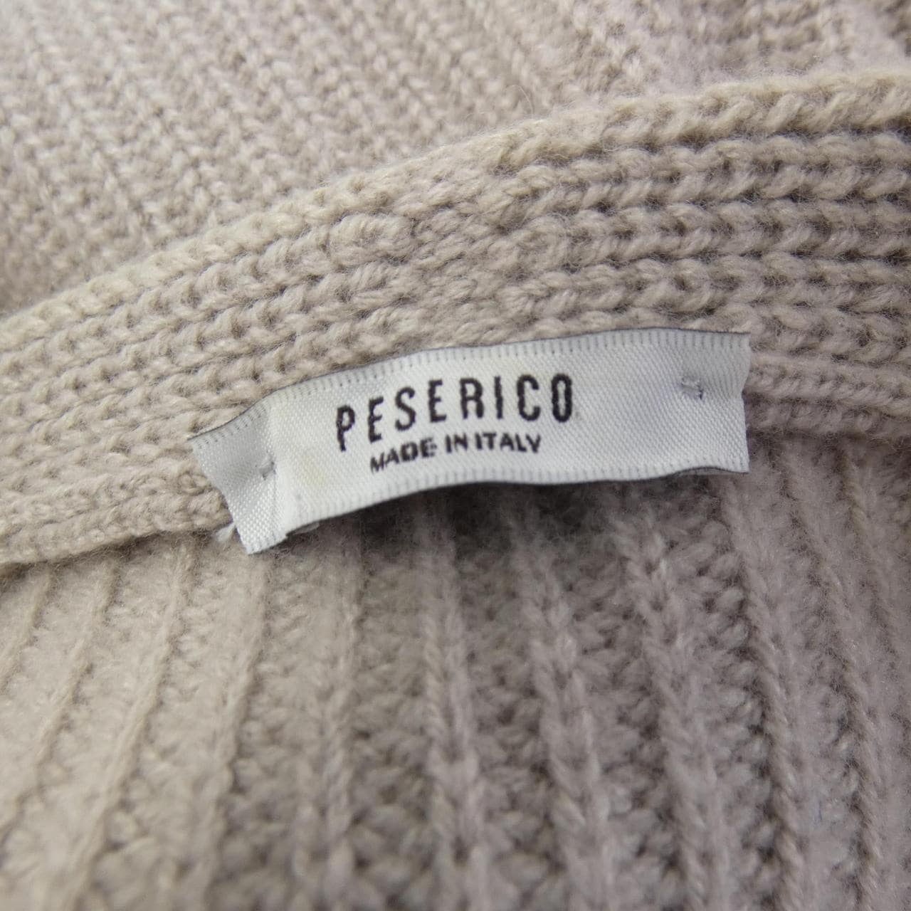 ペセリコ PESERICO カーディガン