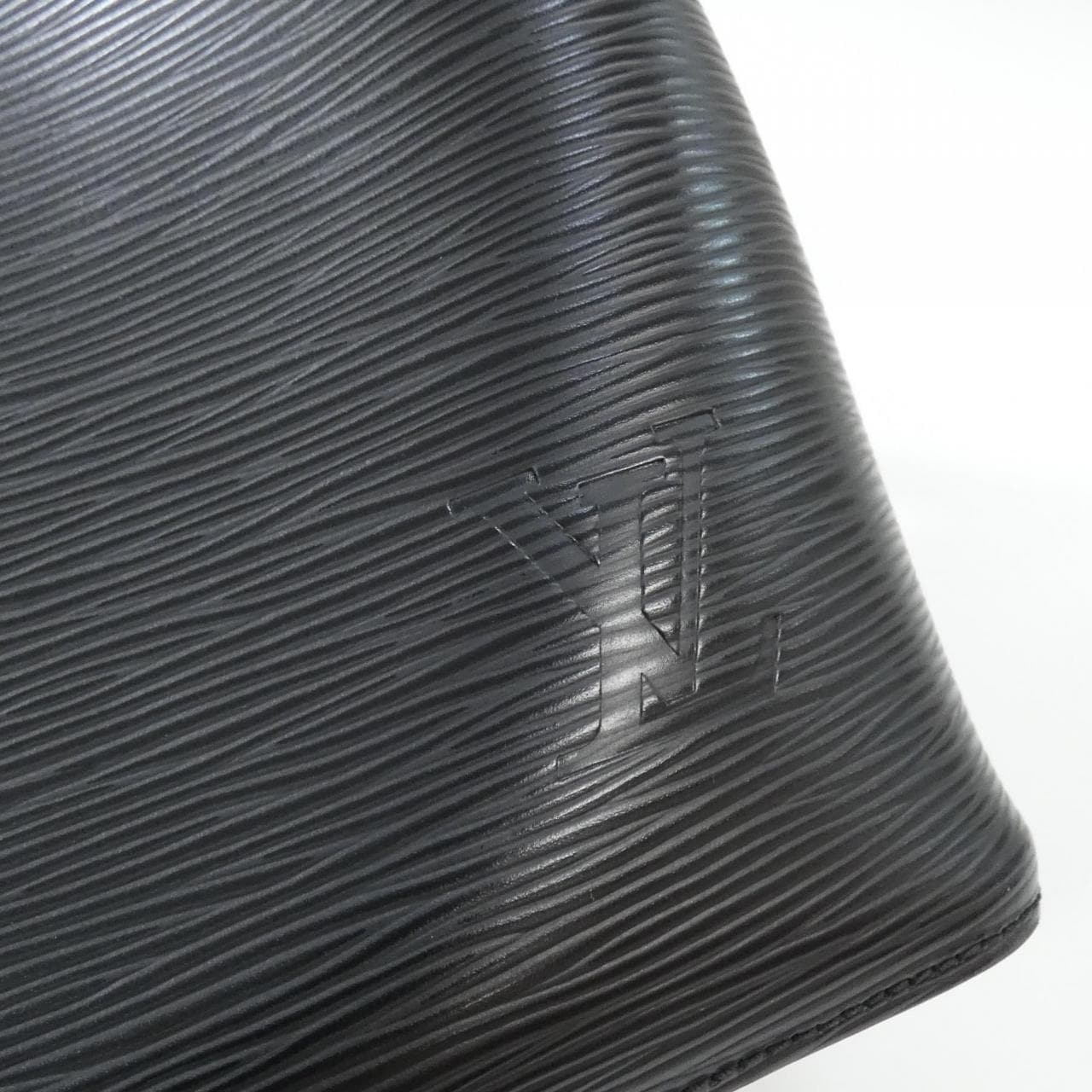 ルイヴィトン エピ ネオ ノエ M54366 ショルダーバッグ