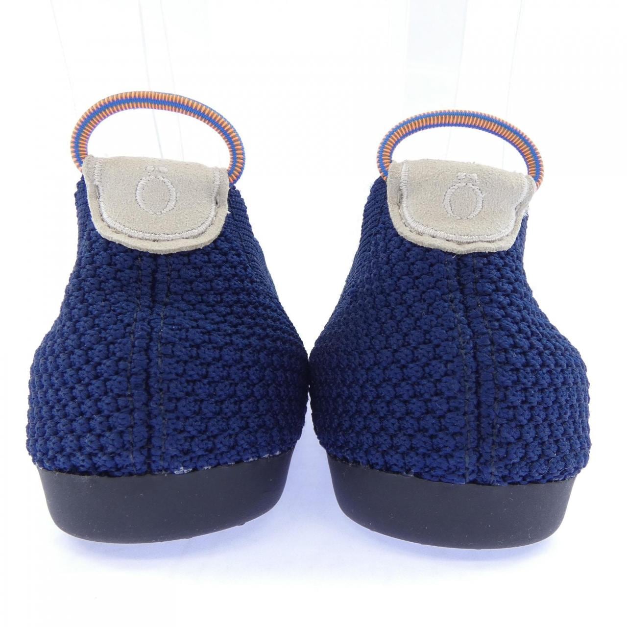 OFFEN フラットシューズ