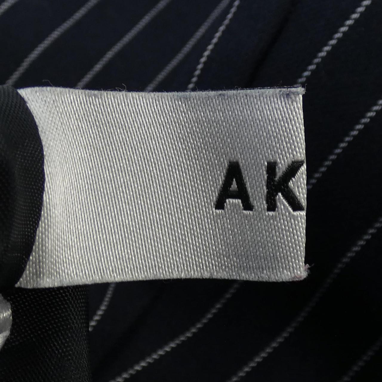 AKTE 122308010 パンツ