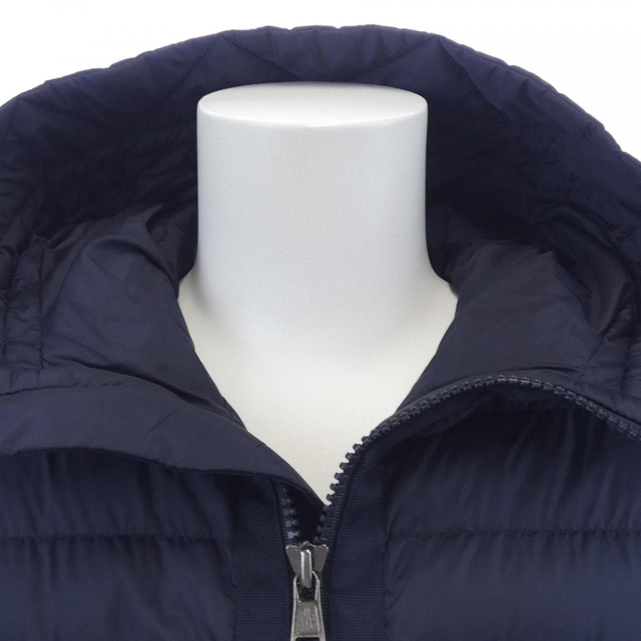 モンクレール MONCLER 20919B50800 ダウンジャケット