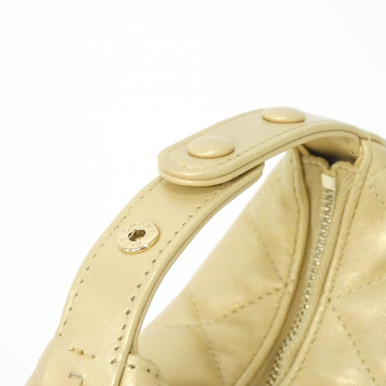 【未使用品】シャネル AP4692 ポーチ