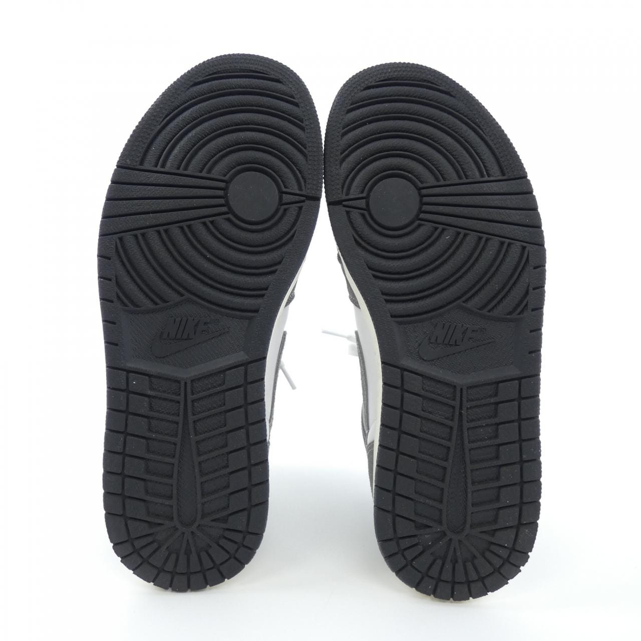 ナイキ ジョーダン NIKE JORDAN DZ5485-051 スニーカー