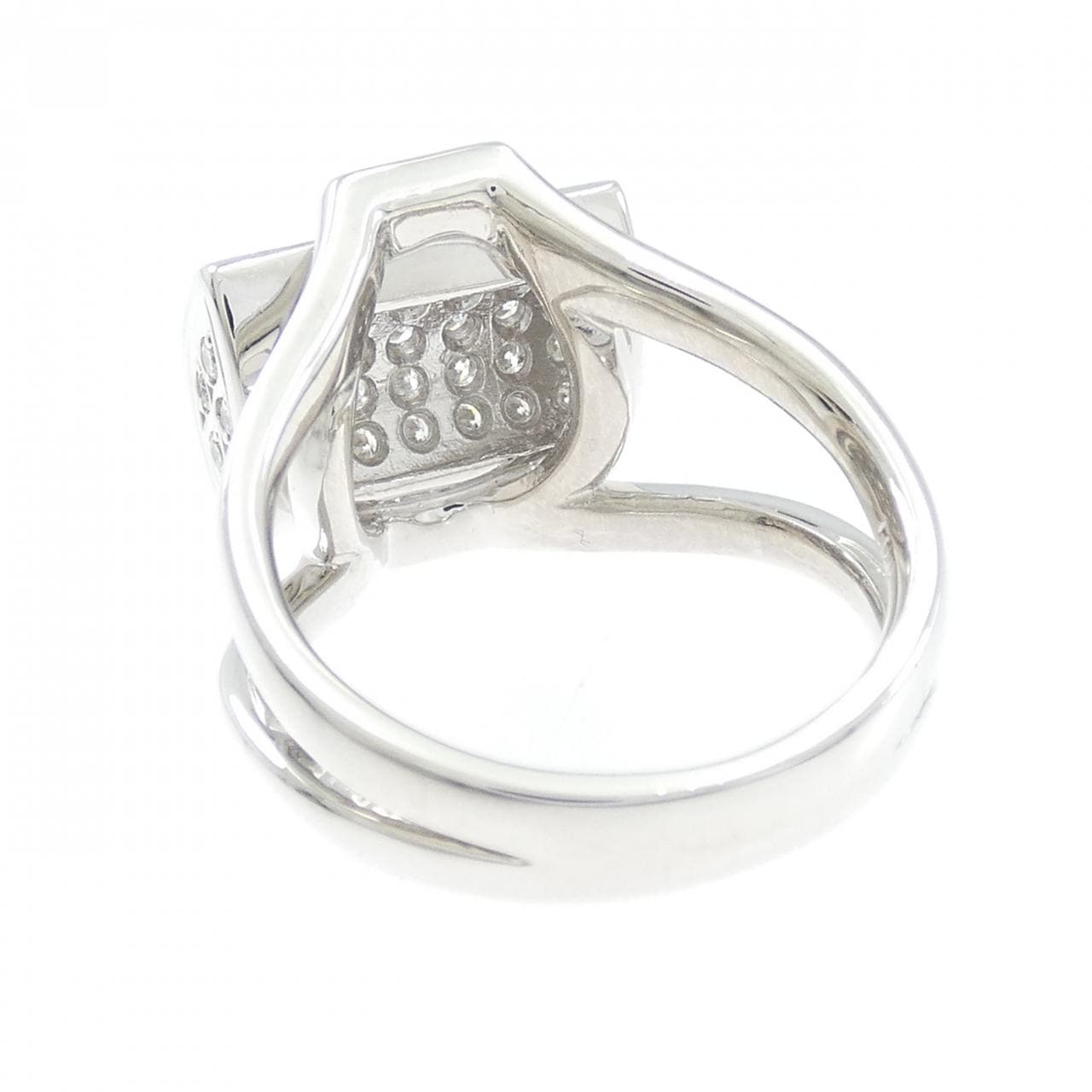 PT900 ダイヤモンド リング 1.00CT