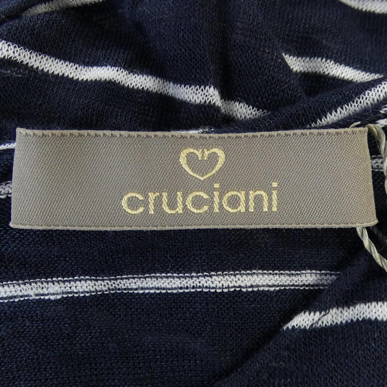 クルチアーニ Cruciani トップス