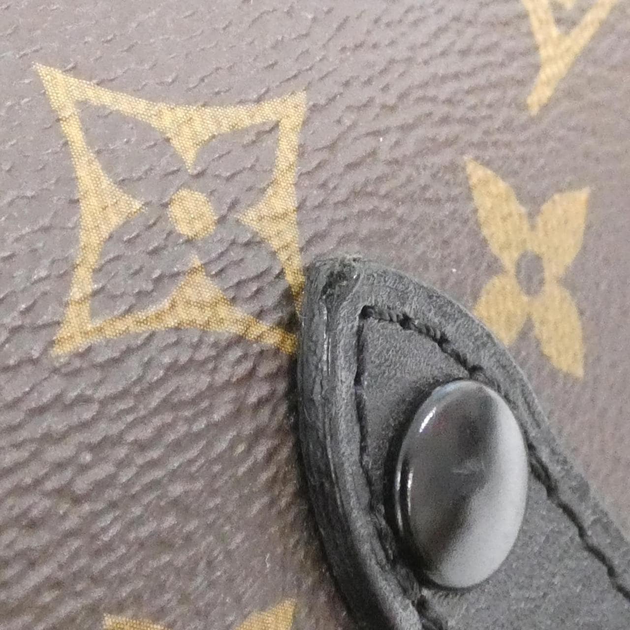 LOUIS VUITTON Monogram Macassar Christopher Messenger M41643 单肩包