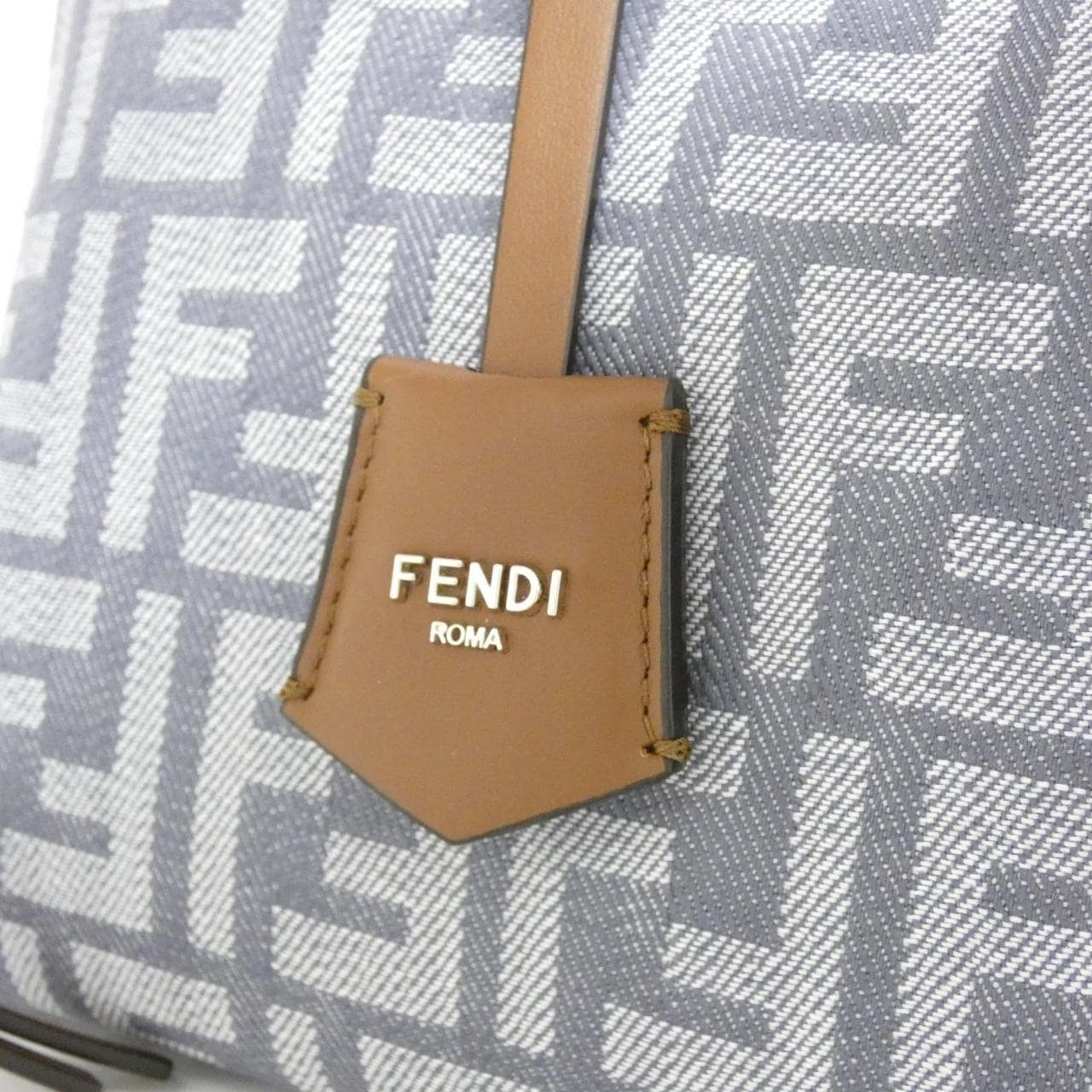 [新品] FENDI By the Way Soft 中號 8BL155 AUT4 包