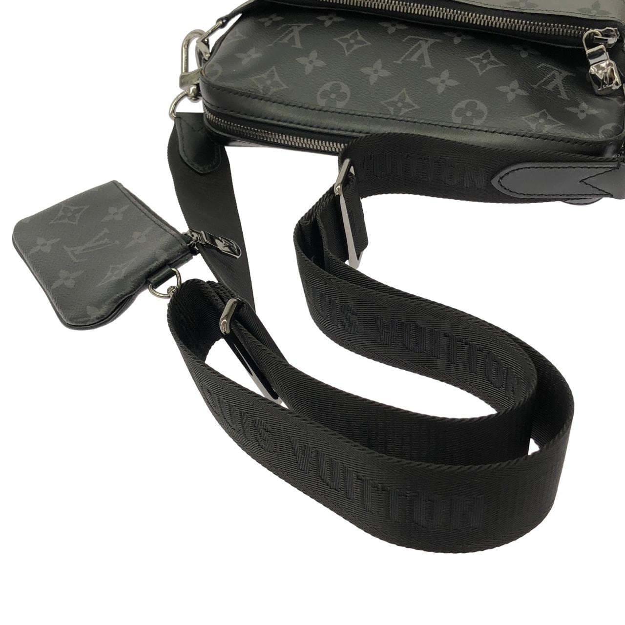 ルイヴィトン モノグラム エクリプス リバース トリオ メッセンジャー M69443 ショルダーバッグ