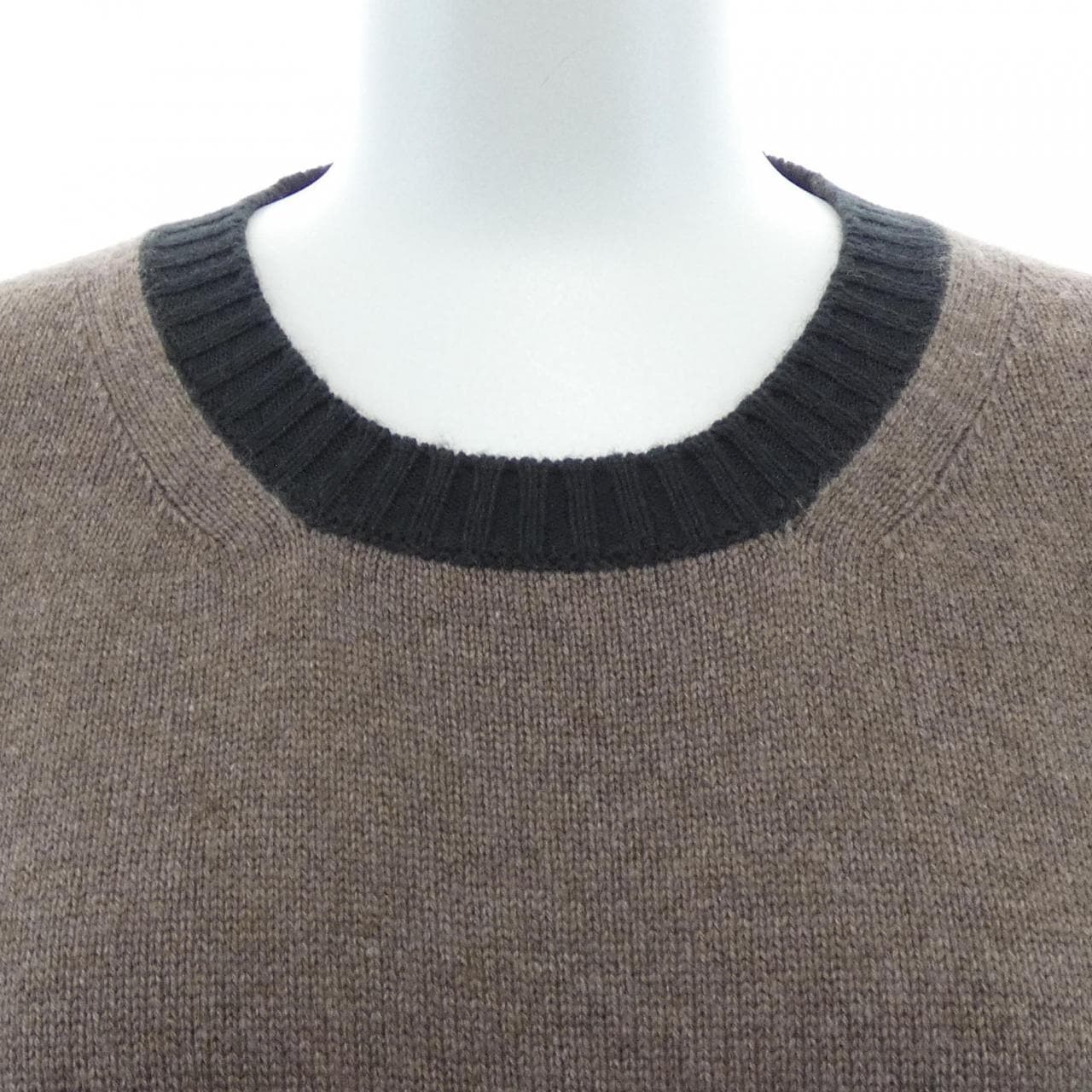 シャネル CHANEL ターンロック P42136K03185 ワンピース