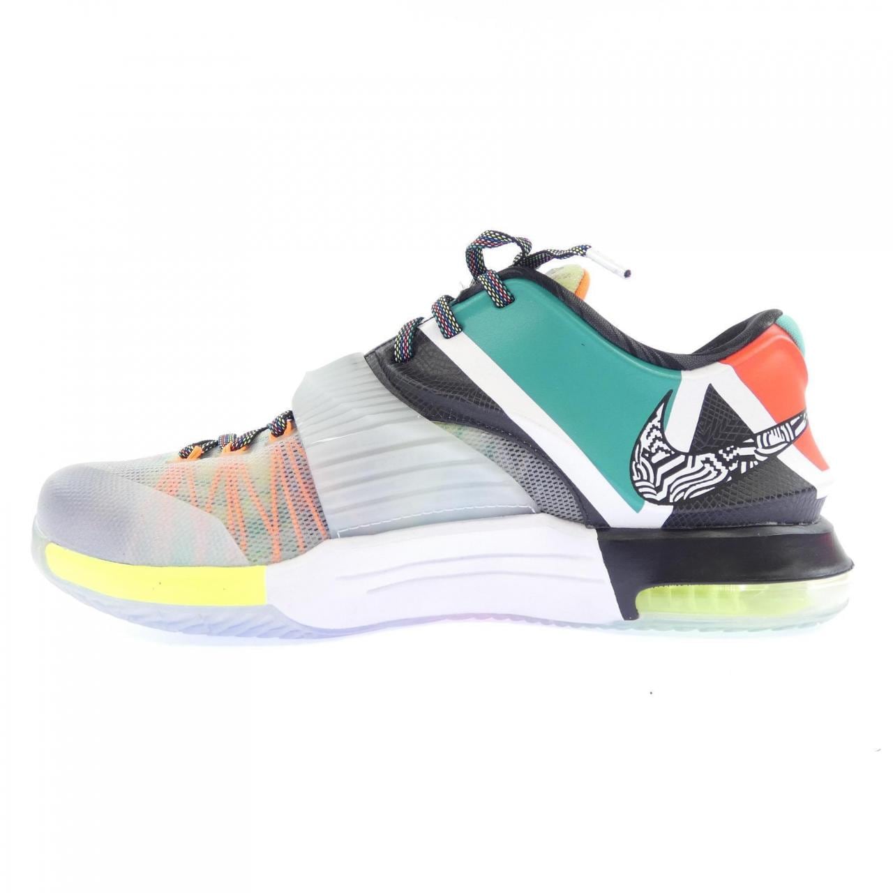ナイキ NIKE 801778-944 スニーカー